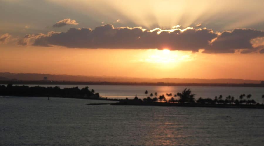 Vista panorámica de un atardecer desde El Morro